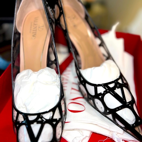 Toile Iconographe Pump in Polymer and Patent Material 90mm - Picture 1 of 9